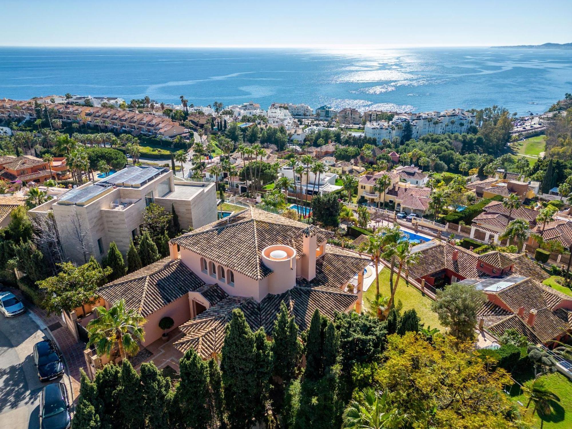Beachside Villa With Panoramic Sea Views Benalmádena Extérieur photo