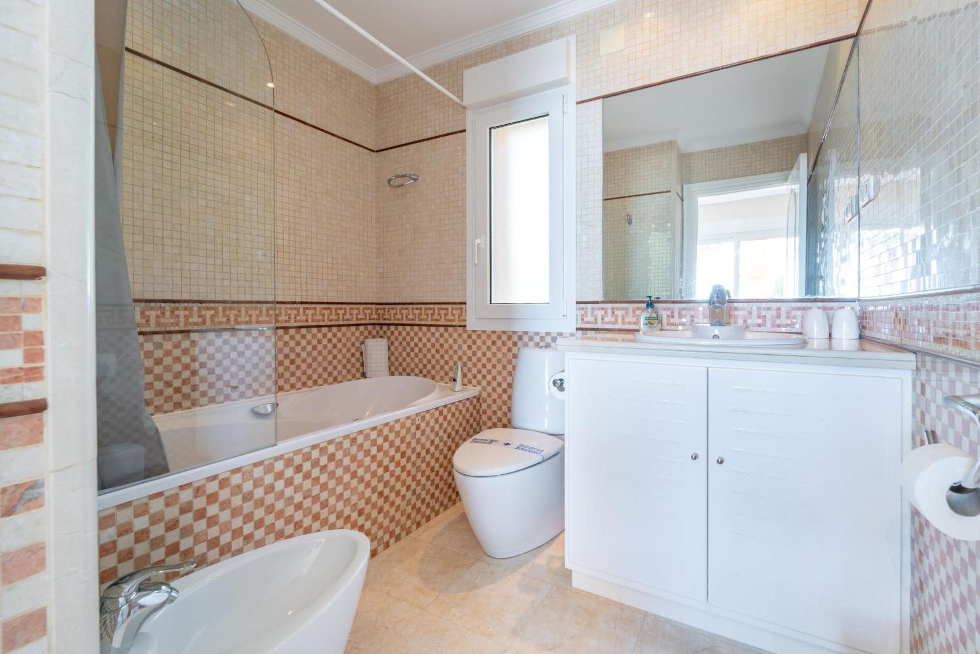 Beachside Villa With Panoramic Sea Views Benalmádena Extérieur photo